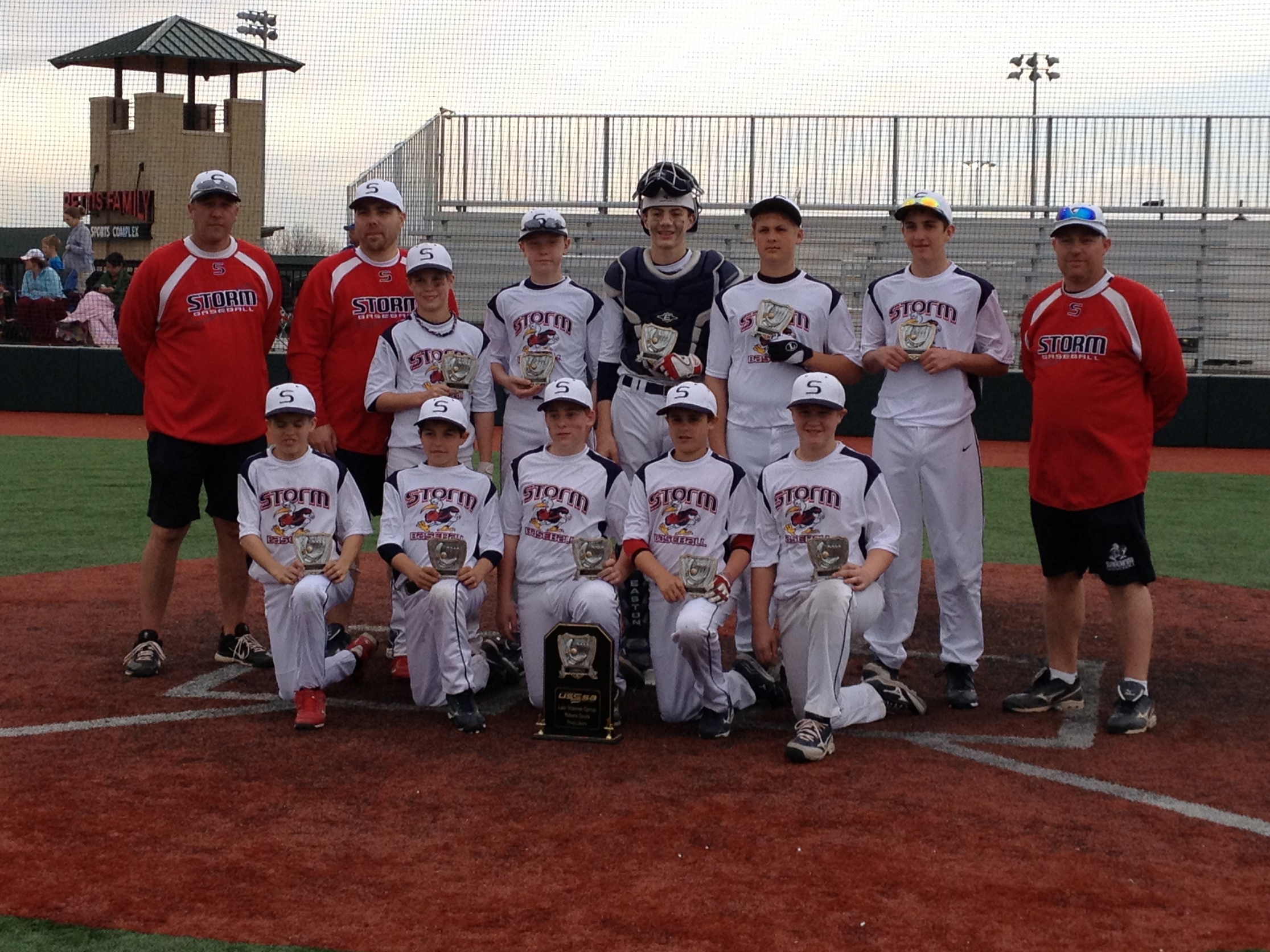 Cyclones hold off Diamond Jacks Super 12U in Youth World Series